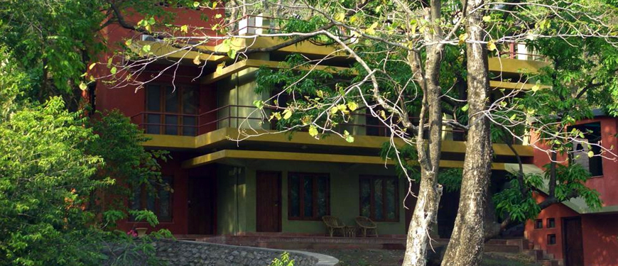 himalayan-hideaway-hotel-rishikesh